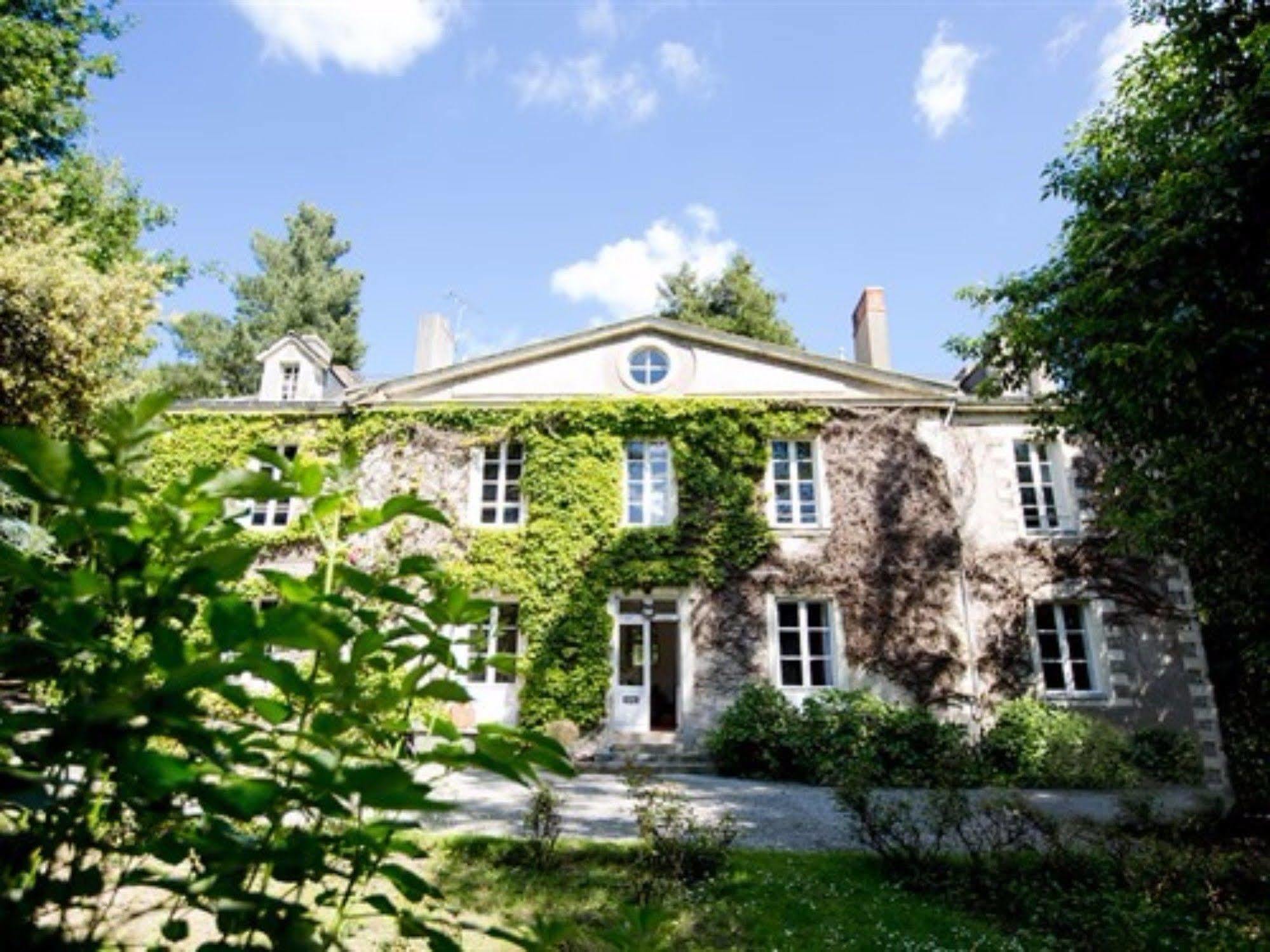 Bed and Breakfast La Guilbaudiere Сен-Эрблен Экстерьер фото